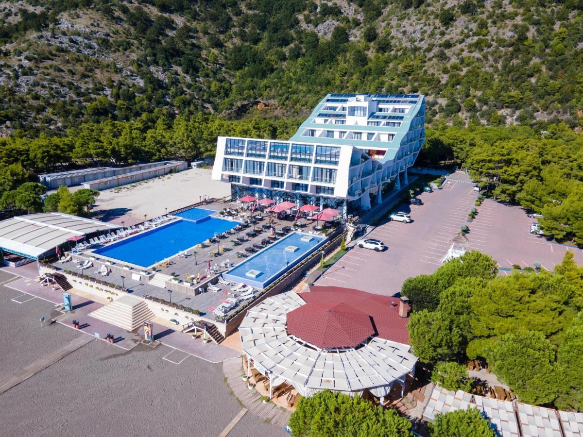 Adriatic Hotel *